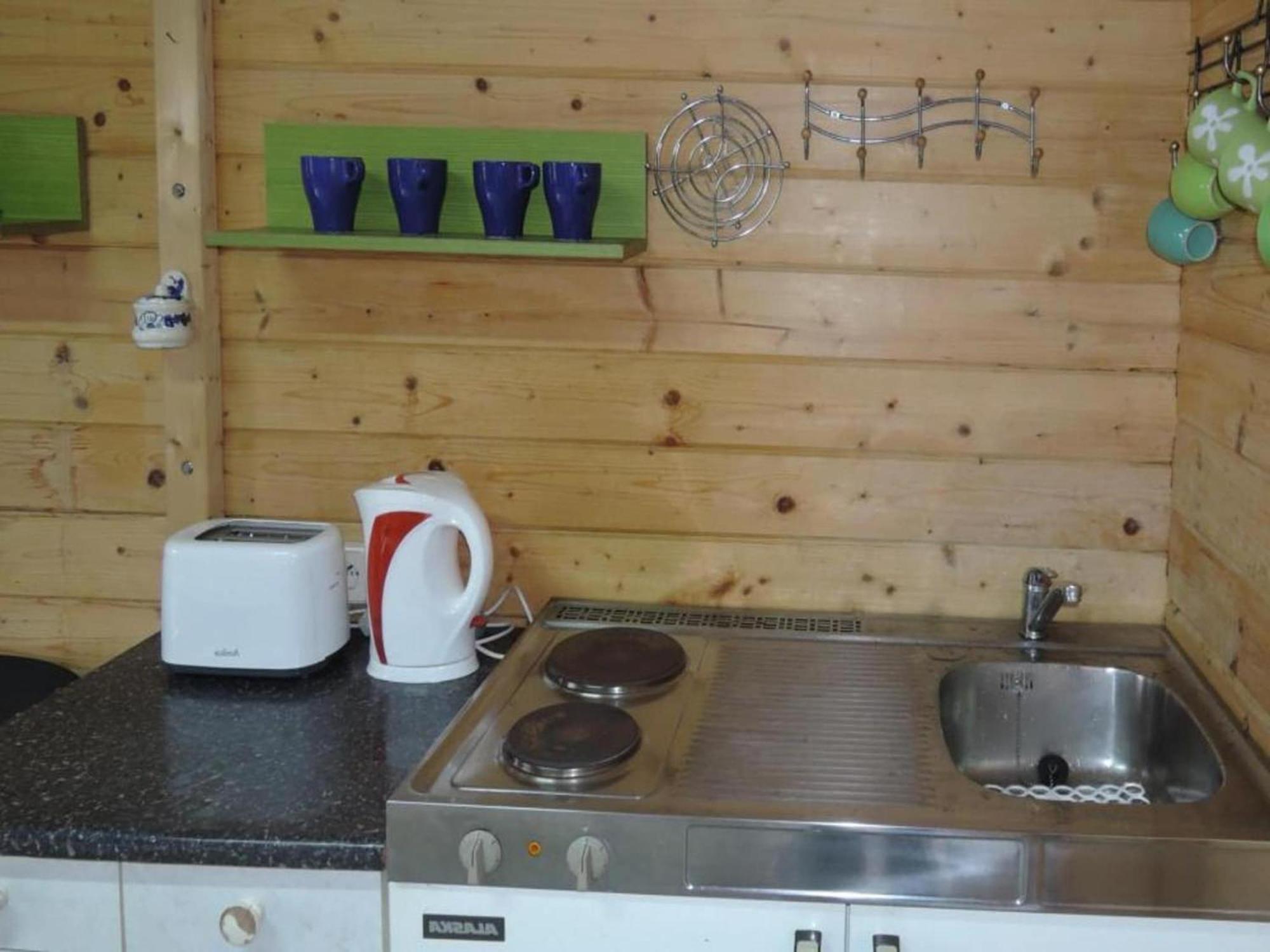 Bungalow In Lubin At 300 M From The Lake エクステリア 写真